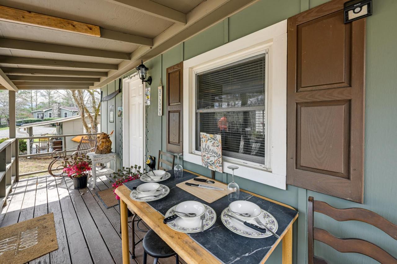 Pet-Friendly Vacation Rental Cabin In Whittier Exterior foto