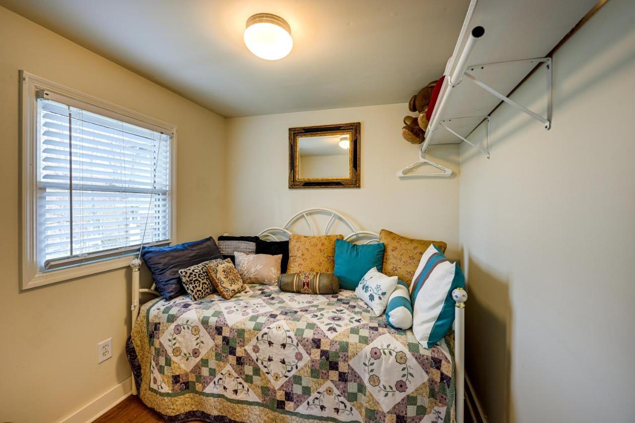 Pet-Friendly Vacation Rental Cabin In Whittier Exterior foto