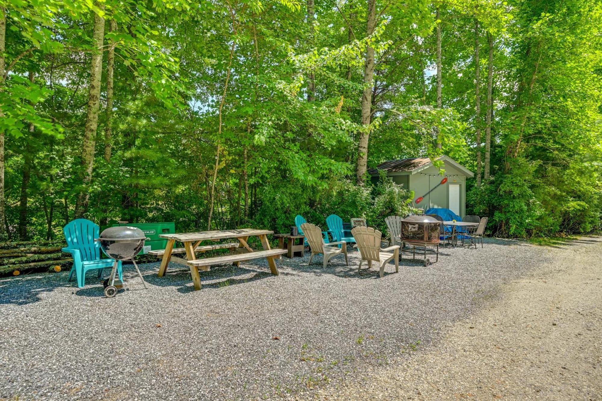 Pet-Friendly Vacation Rental Cabin In Whittier Exterior foto